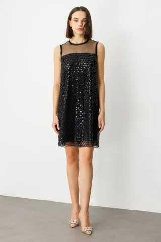 Ekol Pul Ve Boncuklu Diz Üstü Elbise Siyah