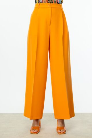 On Pile Detaylı Geniş Paça Pantolon Oranj