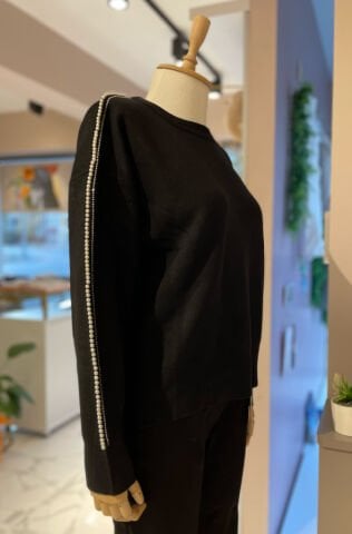 İnci İşlemeli Uzun Kollu Kazak