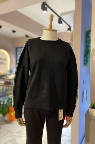 İnci İşlemeli Uzun Kollu Kazak