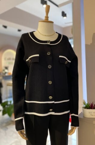 Bisiklet Yaka Düğme Detaylı Hırka Siyah