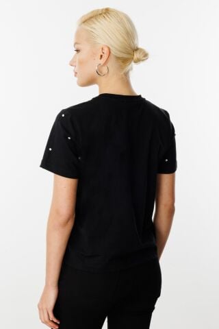 On Yakası İnci Detaylı Pamuk Bluz