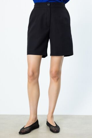 On Beli Lastikli Şort