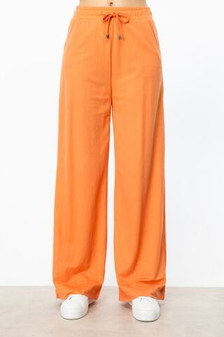 On Sıfır Yaka Beli Pileli Bluz ve Beli Lastikli Bol Paça Pantolon Takım ORANJ - S