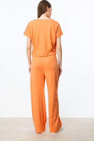 On Sıfır Yaka Beli Pileli Bluz ve Beli Lastikli Bol Paça Pantolon Takım ORANJ - M