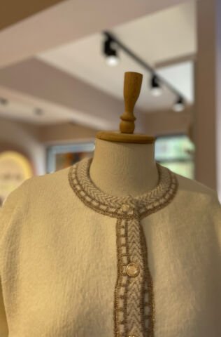Peluş Düğme Detaylı Hırka S - KREM
