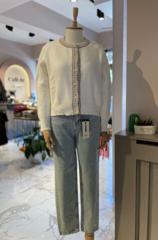 Peluş Düğme Detaylı Hırka M - KREM