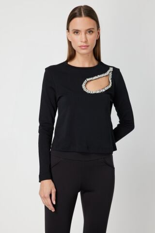 On Taş İşlemeli Pencere Detaylı Bluz