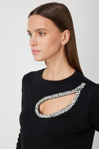 On Taş İşlemeli Pencere Detaylı Bluz