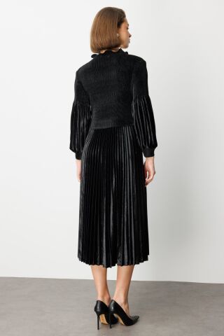 Ekol Kurdele Detaylı Piliseli Maxi Elbise Siyah