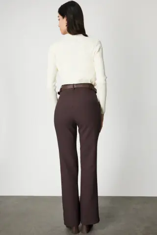 On Beli Kemerli İspanyol Paça Pantolon