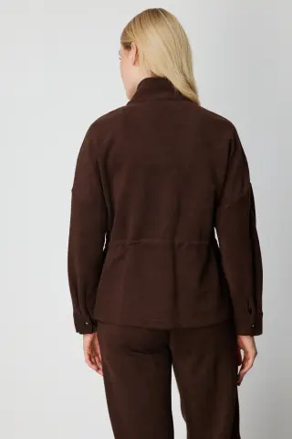 On Dik Yaka Bağcıklı Mont