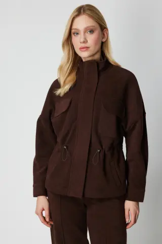 On Dik Yaka Bağcıklı Mont