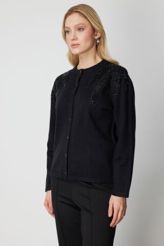 ON TAŞLI DESENLİ TRİKO HIRKA SİYAH