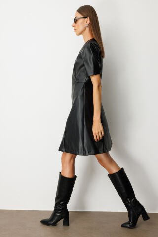 Ekol Kısa Kollu Deri Elbise Siyah