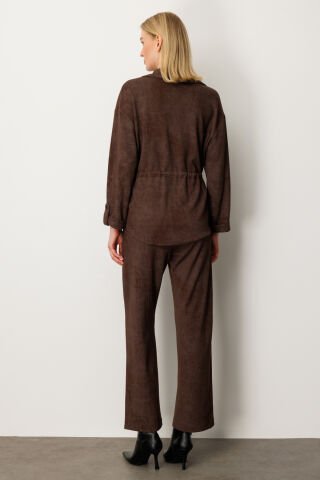 On Kahve Batik Desenli Önü Düğmeli Ceket & Beli Lastikli Pantolon Takım