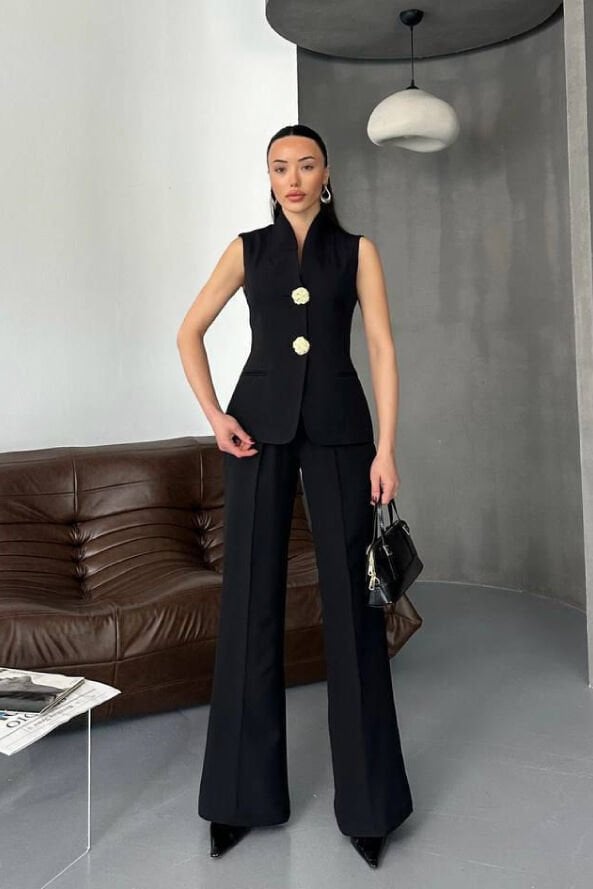 Gold Düğme Detaylı Takım Elbise Siyah