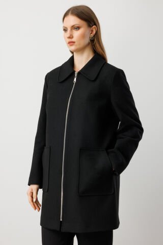 Ekol Yandan Cepli Büyük Beden Kaşe Kaban Siyah