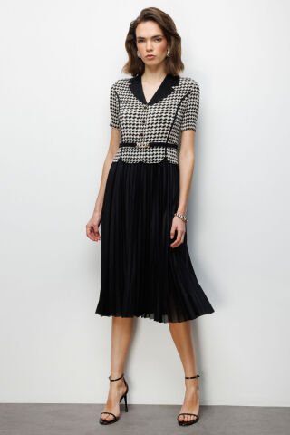 Ekol Akordiyon Kumaş Desenli Maxi Elbise Siyah