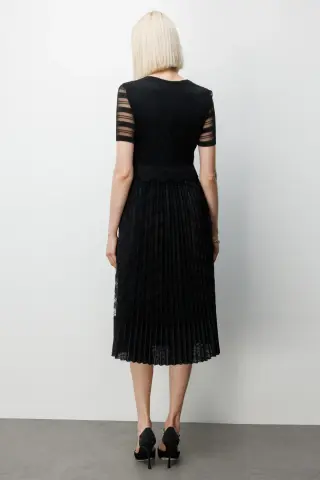 Ekol Süs Düğmeli Akordiyon Kumaş Elbise Siyah