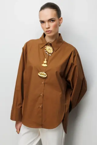 Ekol Metal Broşlu Oversize Pamuk Gömlek
