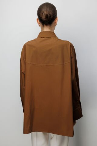 Ekol Metal Broşlu Oversize Pamuk Gömlek