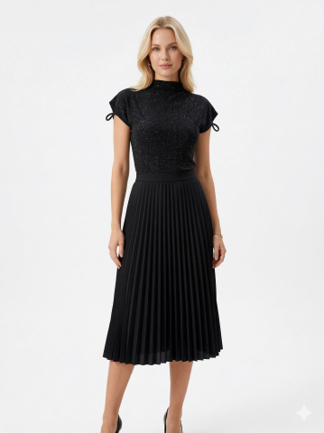 ON Işıltılı Simli Kısa Kollu Kadın Bluz