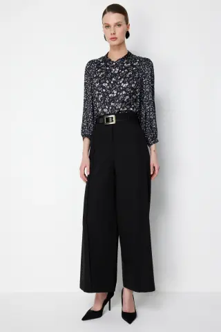 On Beli Kemerli Geniş Paça Palazzo Pantolon Siyah