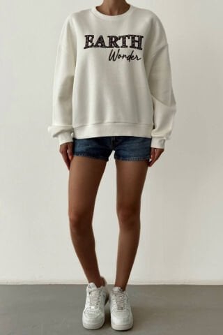 QUZU Earth Yazılı Sweatshirt Ekru