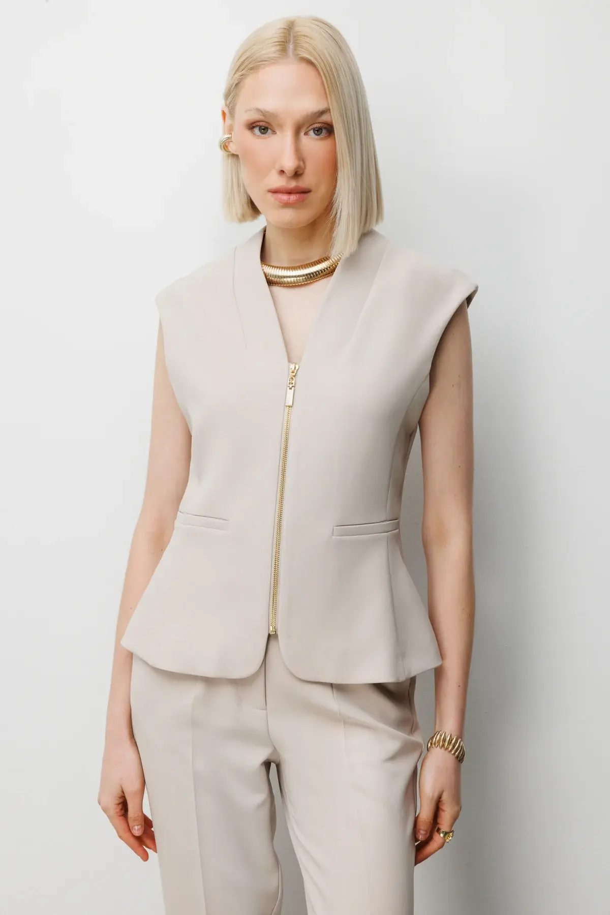 Ekol V Yaka Dikiş Detaylı Yelek Kum