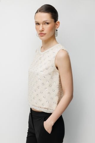 Ekol Kabartma Desenli Boncuk Detaylı Ekru Bluz – Şık ve Zarif Kadın Bluz