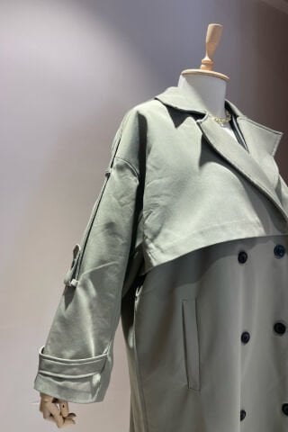 Oversize Kesim Düğme Detaylı Trençkot Haki