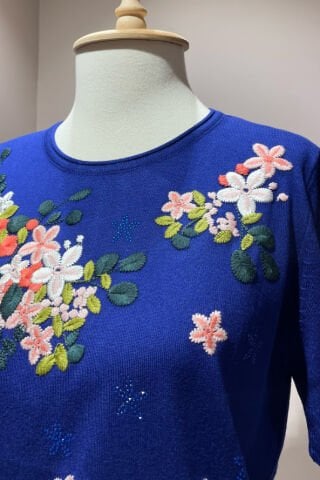 Çiçek Nakışlı Taş İşlemeli Triko Parlement