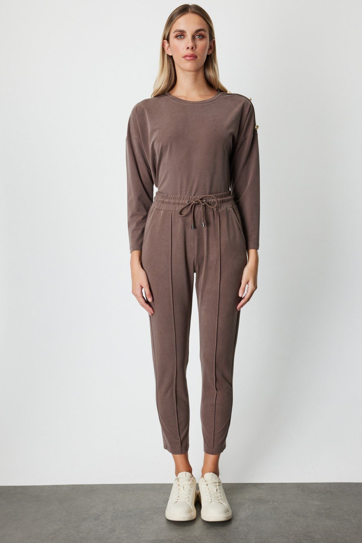 On Beli Lastikli Çimalı Eşofman Altı Kahve