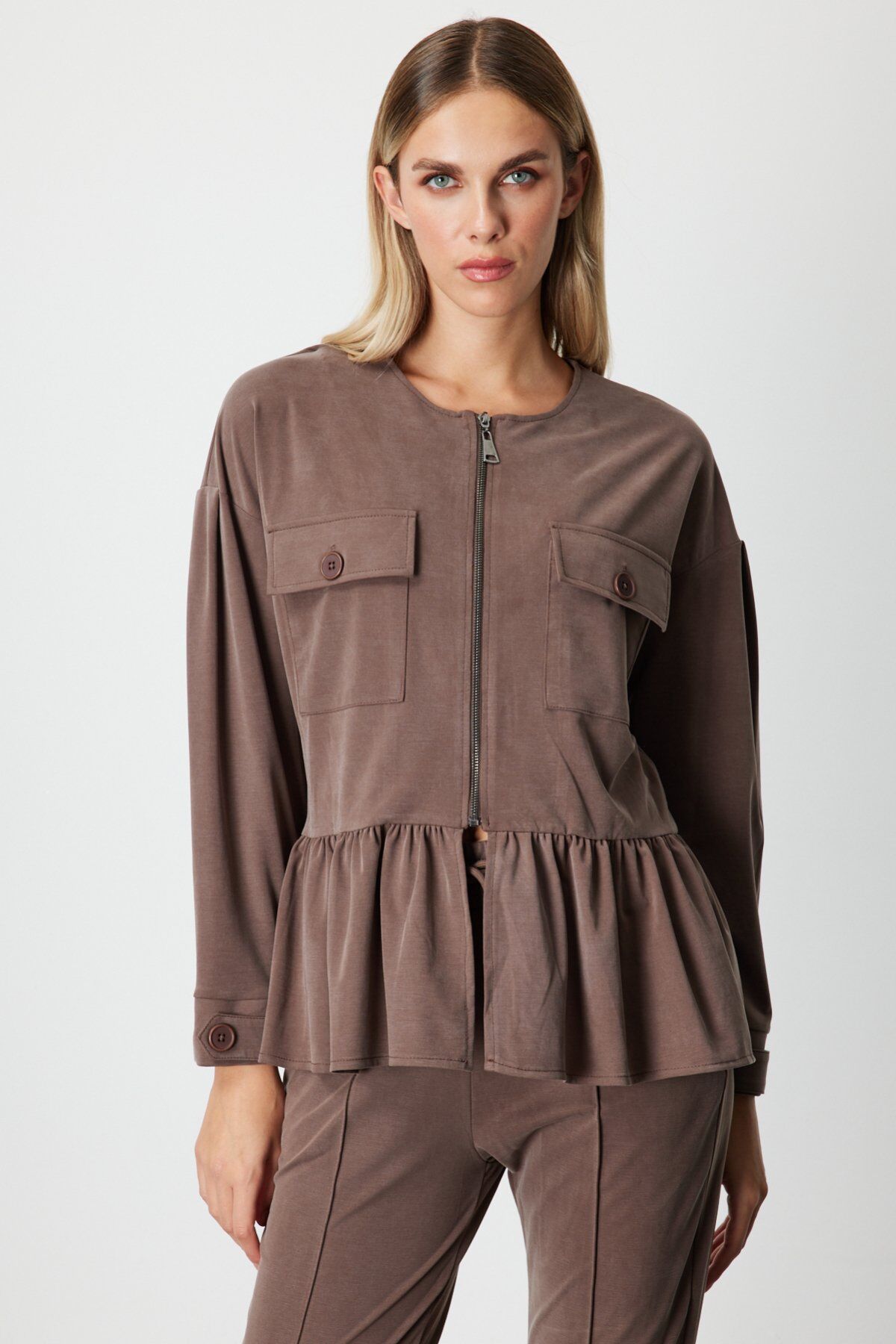 On Pileli Kapak Cepli Ceket Kahve