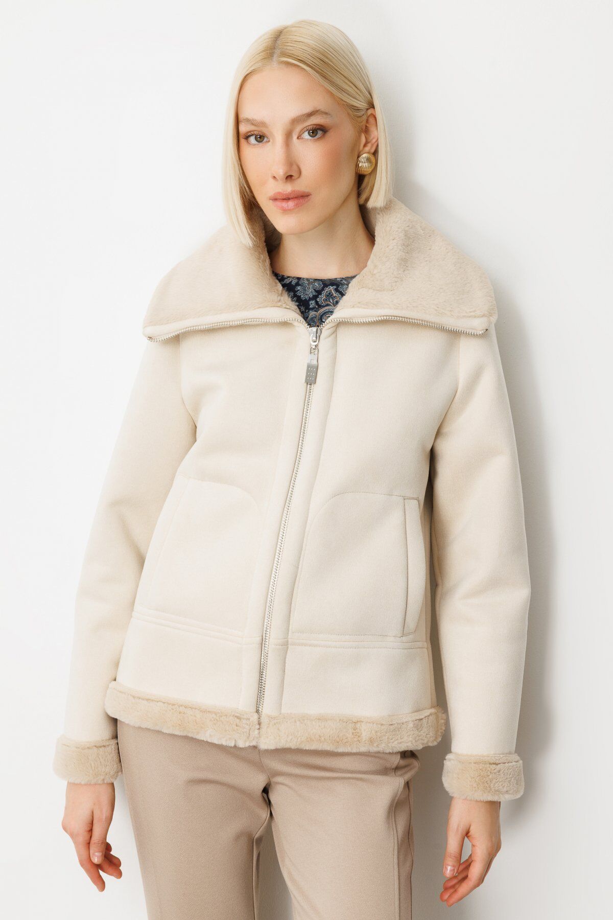 Ekol İçi Peluşlu Güderi Mont Kum