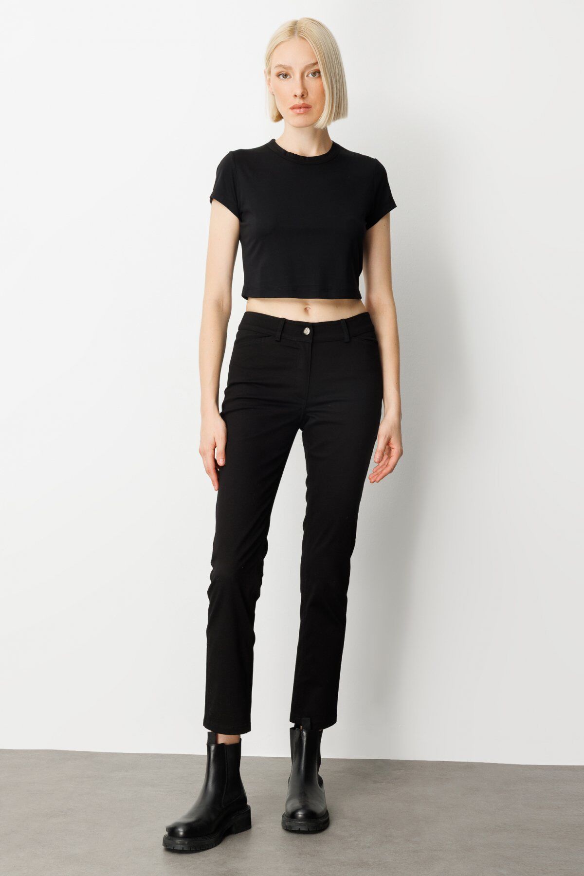 Ekol Dar Paça Kanvas Pantolon Siyah