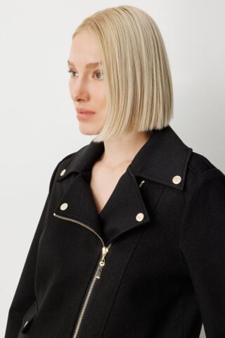 Ekol Simli Kumaş Süs Kapak Cepli Mont Siyah