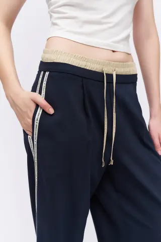 Quzu Şerit Yazı Detaylı Boxer Bel Pantolon Lacivert